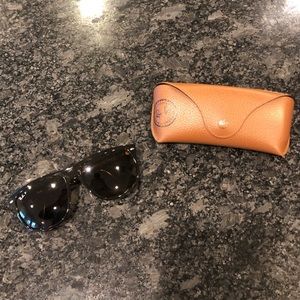 Ray-Ban RB4147 Polarized Sunglasses